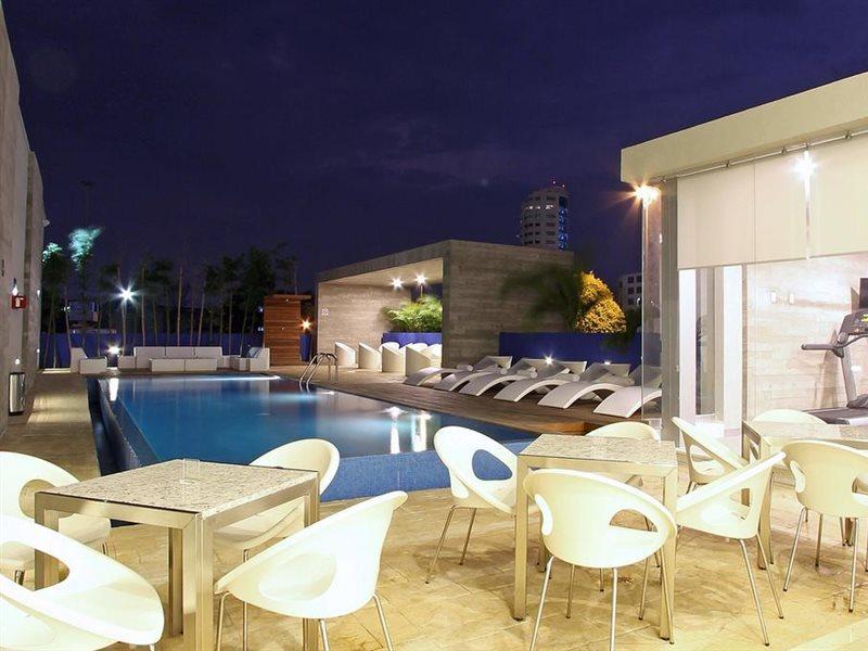 One Villahermosa 2000 Dış mekan fotoğraf