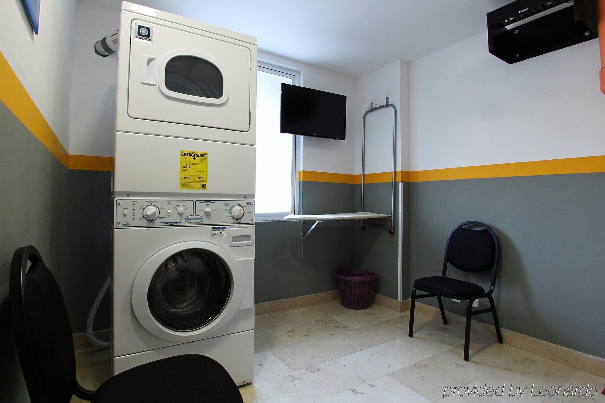 One Villahermosa 2000 Dış mekan fotoğraf