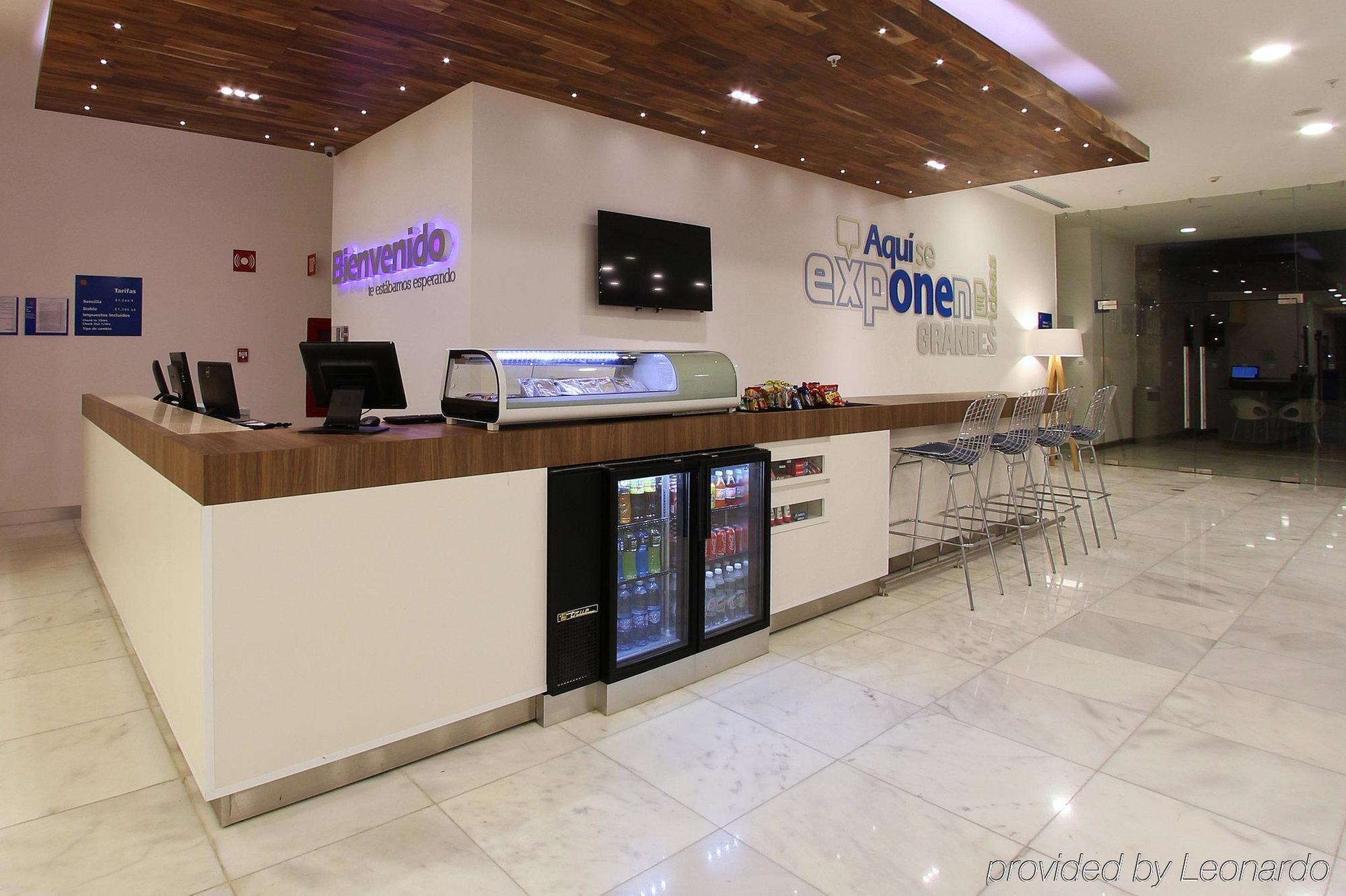 One Villahermosa 2000 Dış mekan fotoğraf