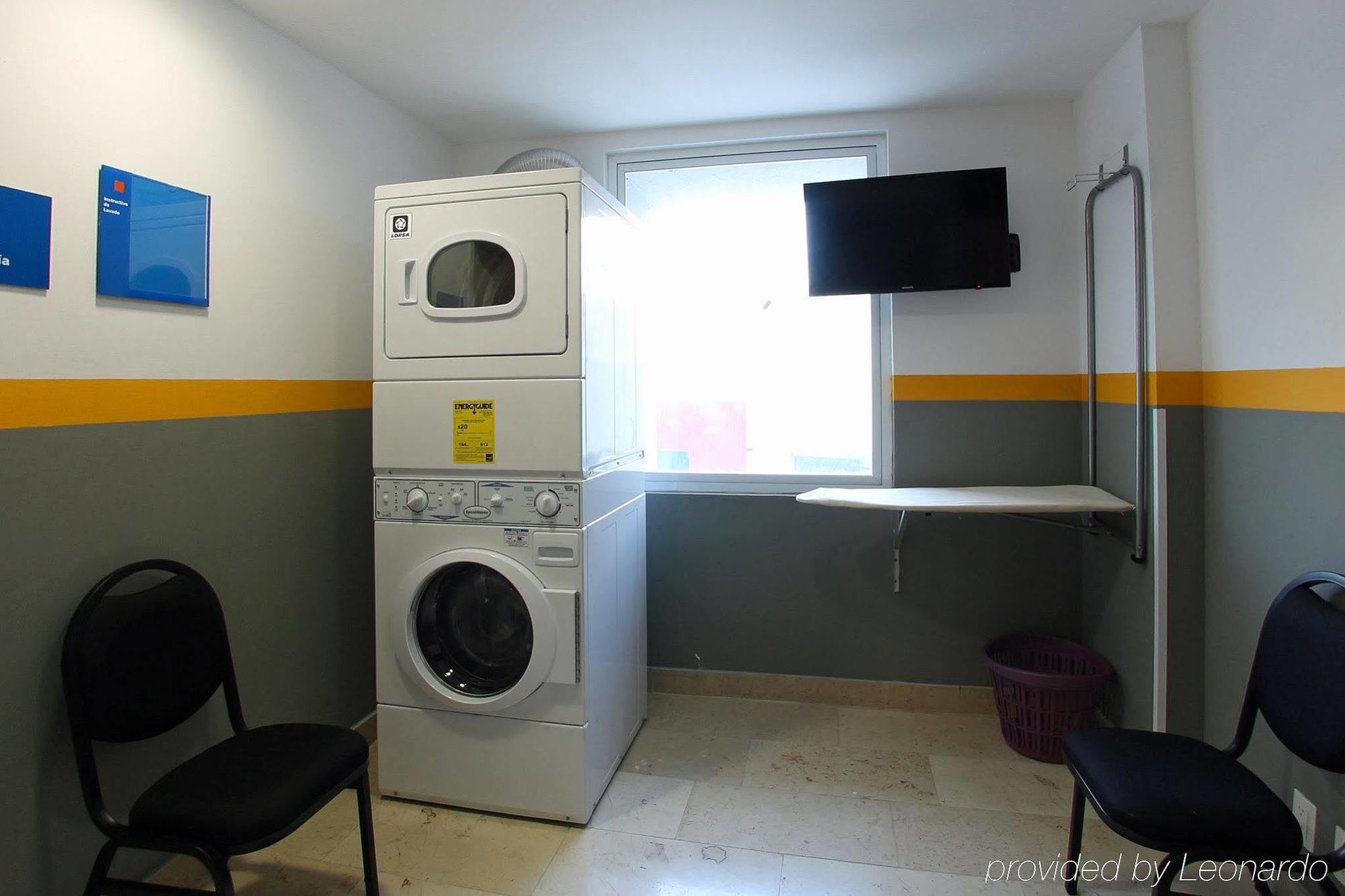 One Villahermosa 2000 Dış mekan fotoğraf