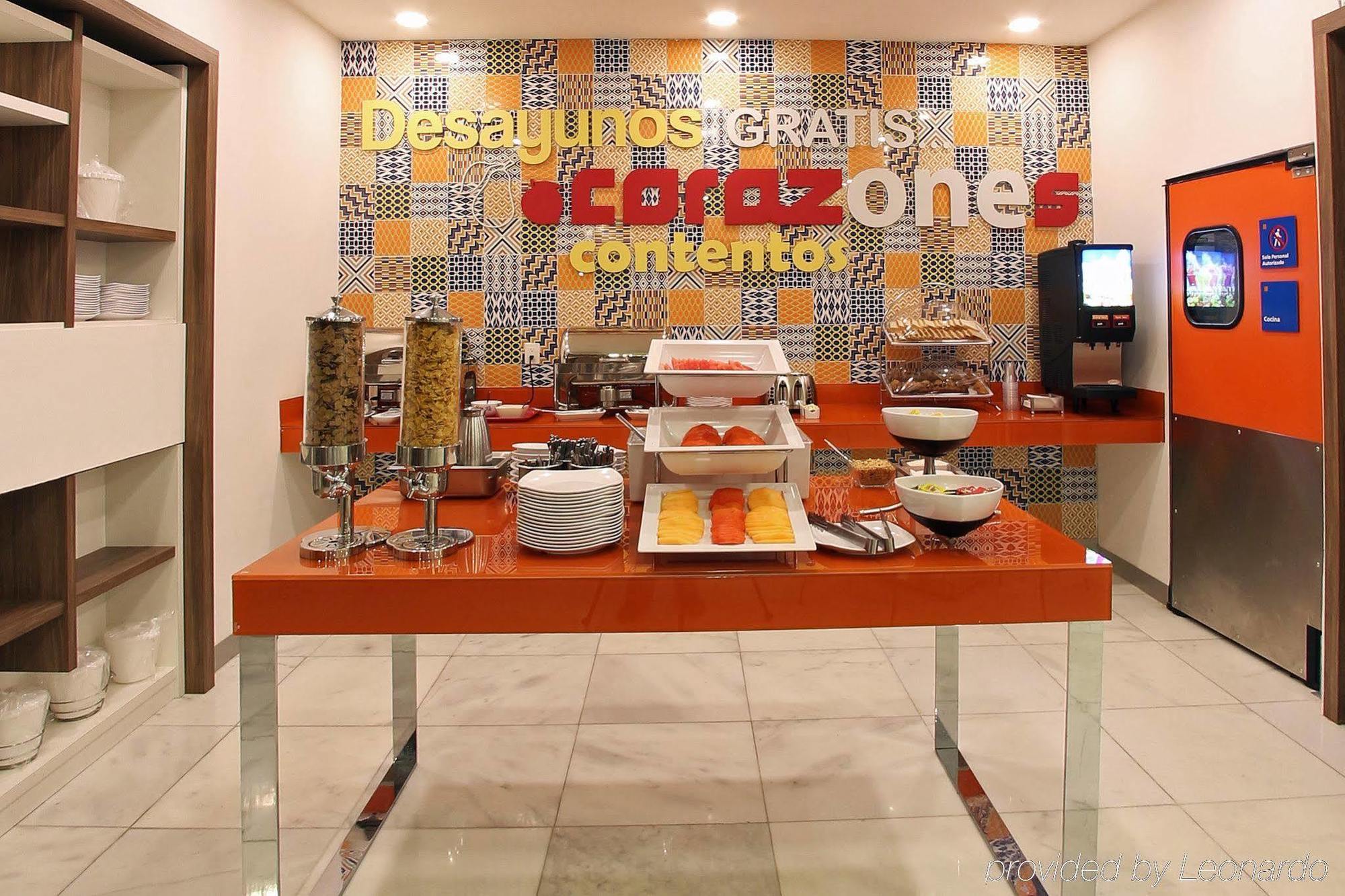 One Villahermosa 2000 Dış mekan fotoğraf