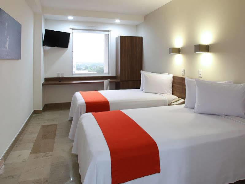 One Villahermosa 2000 Dış mekan fotoğraf