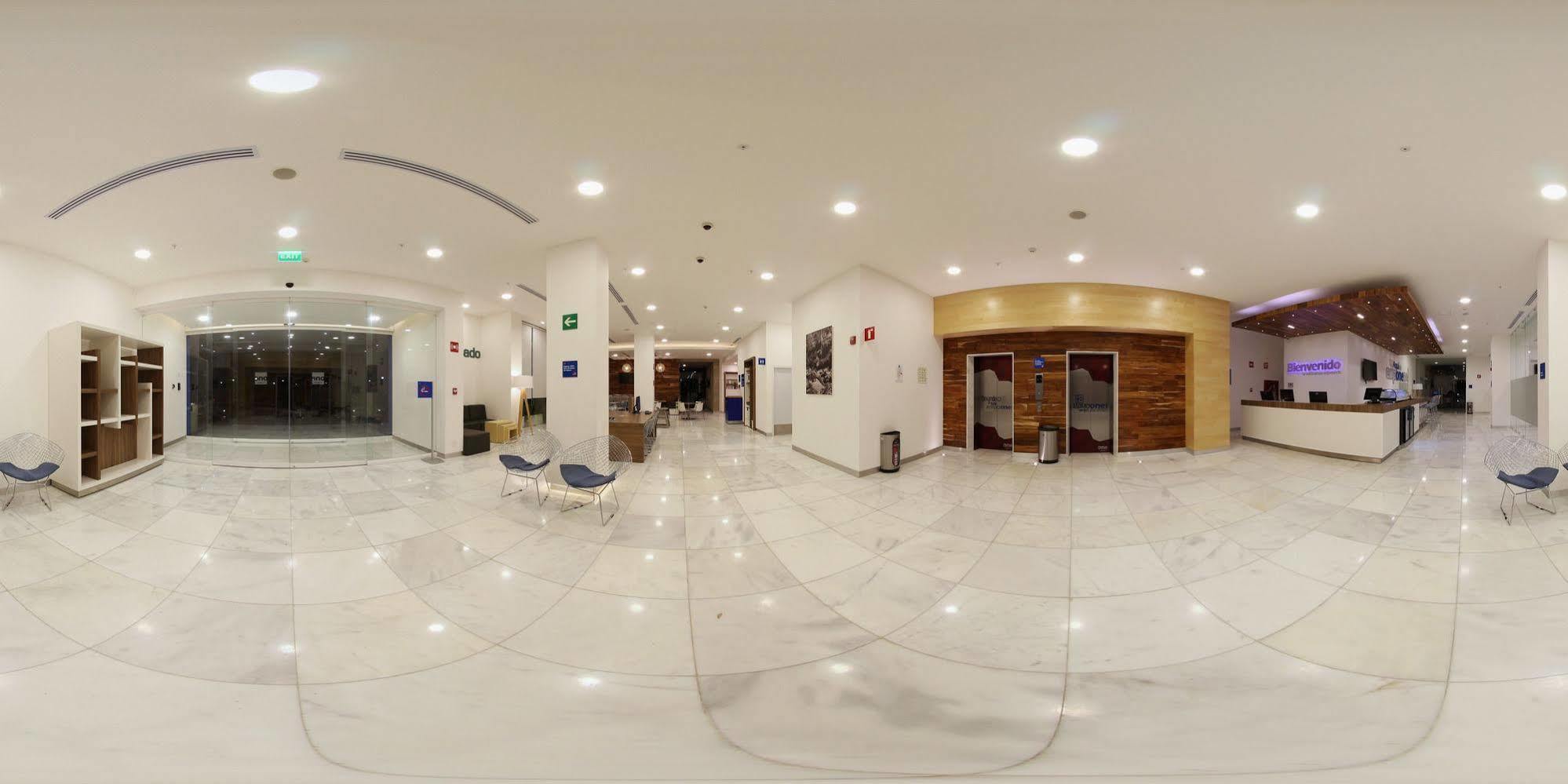 One Villahermosa 2000 Dış mekan fotoğraf